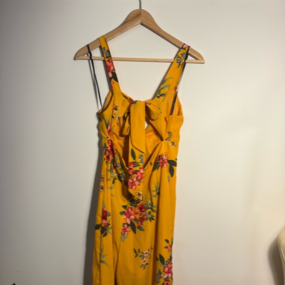 Forever 21 Floral Jumper NWT